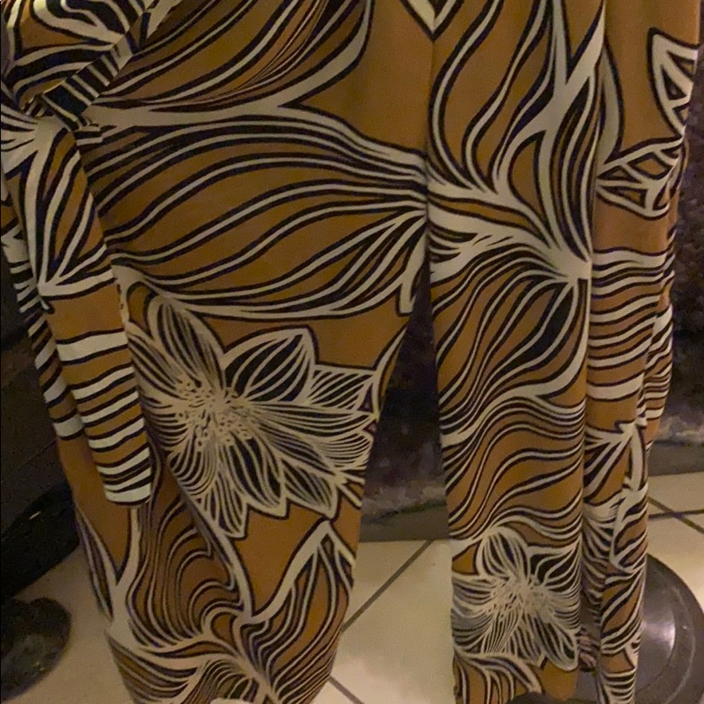 Romper - Picture 2 of 3